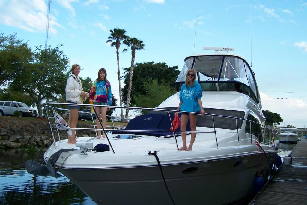Roland Martin Marina/Resort Клюистън Екстериор снимка